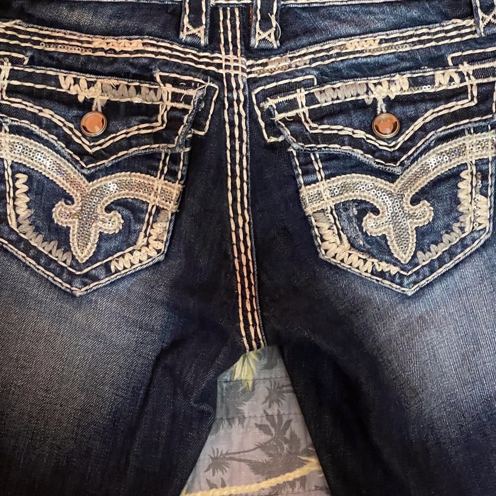 GORGEOUS Rock Revival Bootcut Jeans! 23